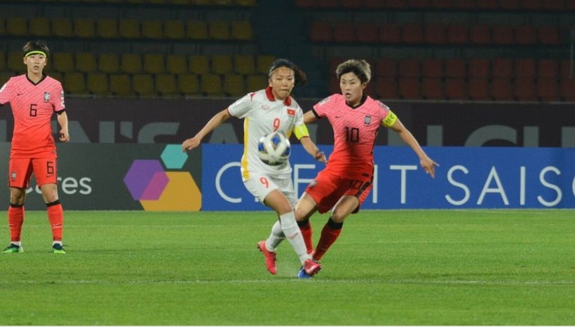 Tuyển nữ Việt Nam thi đấu quả cảm trước Hàn Quốc