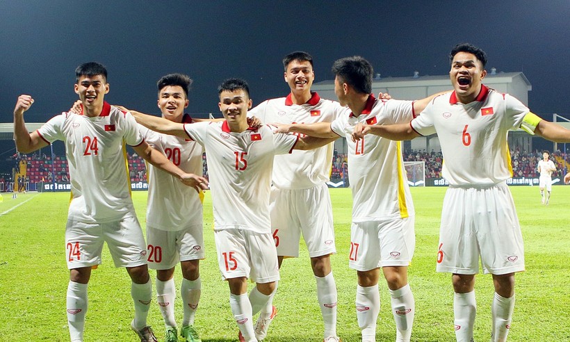 6 cầu thủ bổ sung cho U23 Việt Nam kịp dự trận gặp Thái Lan tối nay.