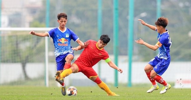 U19 Hoàng Anh Gia Lai thắng cách biệt U19 Hà Nội FC ở vòng loại U19 quốc gia