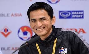 Huấn luyện viên Kiatisak thận trọng trận đấu với Jeonbuk Motor FC.