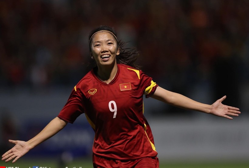 Huỳnh Như lập công đưa tuyển nữ Việt Nam vô địch SEA Games 31.