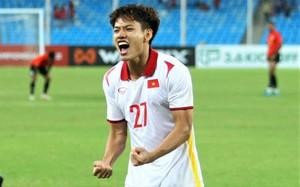 Nguyễn Văn Triệu thuộc biên chế CLB Hoàng Anh Gia Lai chưa thể tập luyện cùng U19 Việt Nam.