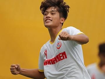 Nguyễn Quốc Việt sáng cửa giành danh hiệu Vua phá lưới U19 Đông Nam Á.