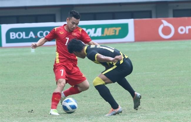 U19 Việt Nam dừng bước ở bán kết giải Đông Nam Á sau trận thua Malaysia.
