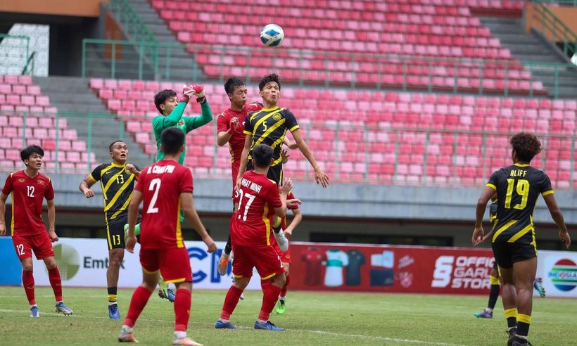 U19 Việt Nam gây thất vọng khi để Malaysia loại ở bán kết.