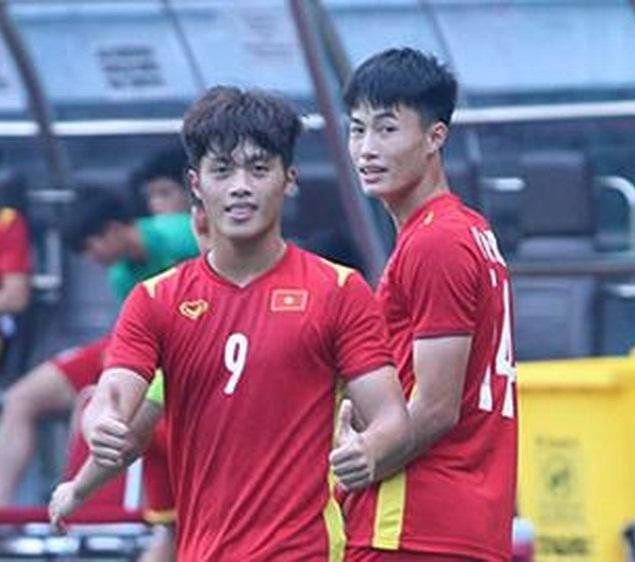 Quốc Việt giành danh hiệu U19 Đông Nam Á 2022.