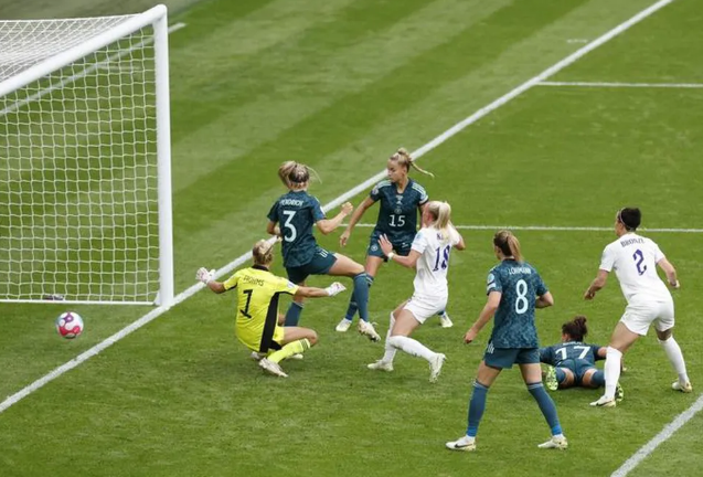 Tuyển nữ Anh vô địch EURO 2022 đầy thuyết phục.