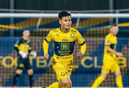 Quang Hải ghi bàn giúp Pau FC có điểm ở vòng 11 Ligue 2.