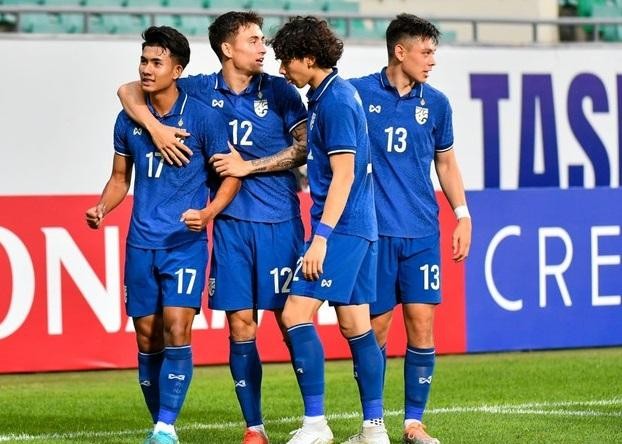 Bóng đá Thái Lan nhận nhiệm vụ nặng nề ở SEA Games 32
