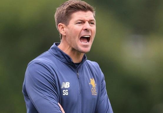 HLV Steven Gerrard chính thức bị Aston Villa sa thải.