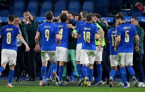 Italia muốn thay Iran dự World Cup 2022.