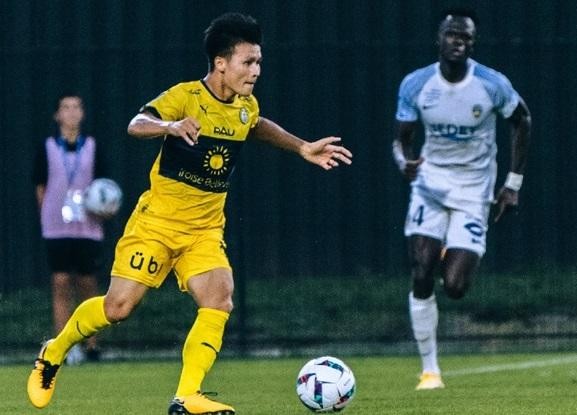 Quang Hải được HLV Pau FC ngợi khen trước vòng 14 Ligue 2.