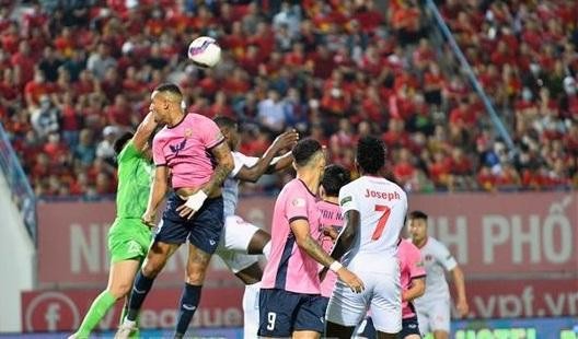Hải Phòng FC nhận án phạt trước trận gặp Nam Định vì lỗi của các cổ động viên.