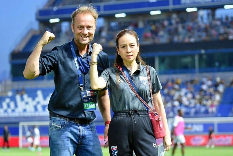 Tỷ phú Madam Pang quyết tâm cùng tuyển Thái Lan vô địch AFF Cup.