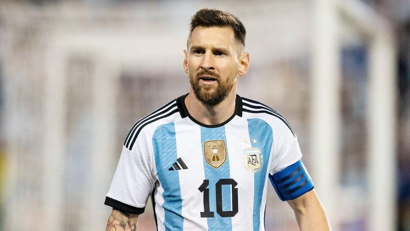 Messi là ngòi nổ quan trọng của Argentina trận gặp Hà Lan.