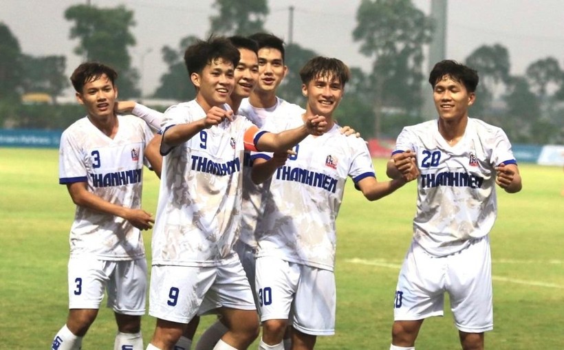 U21 Hoàng Anh Gia Lai đối diện nguy cơ bị loại sớm ở U21 quốc gia sau trận thua Đà Nẵng.