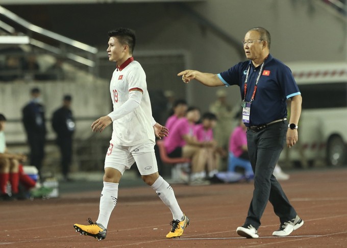 Quang Hải khó tham dự trận gặp Malaysia dù đã bình phục chấn thương.