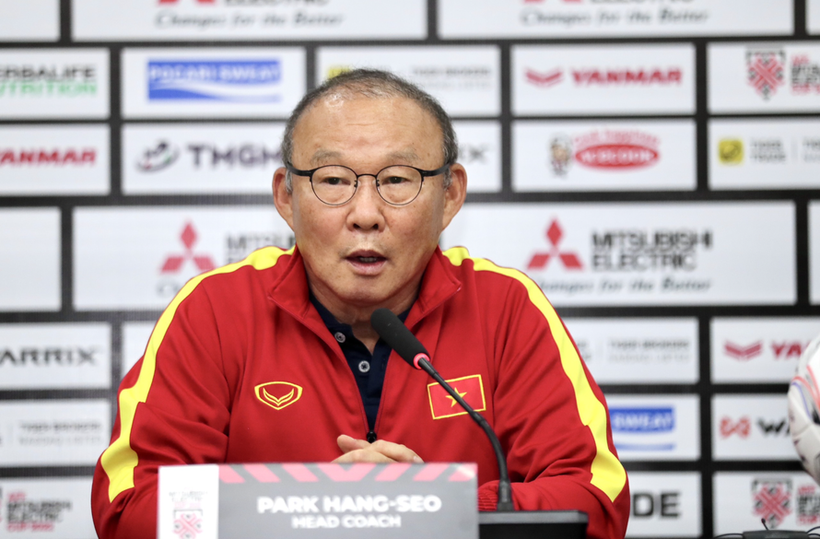 HLV Park Hang Seo thất vọng khi tuyển Việt Nam hòa Thái Lan ở trận bán kết lượt đi AFF Cup.