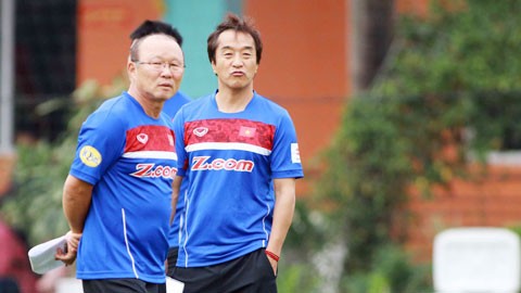 Sau HLV Park Hang Seo, ông Lee Young-jin cũng chia tay bóng đá Việt Nam.