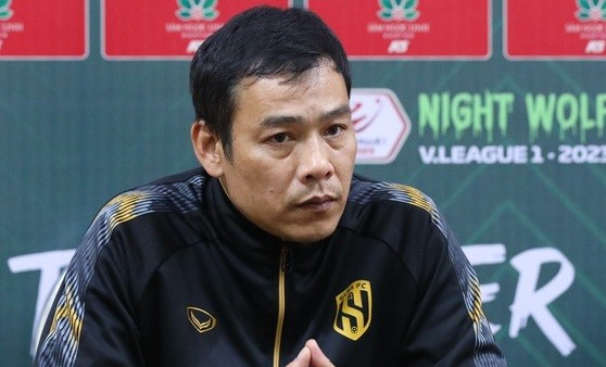 HLV Sông Lam Nghệ An thất vọng khi không thể thắng Hải Phòng ở vòng 3 V.League.