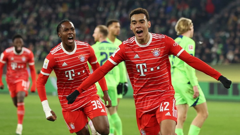 Bayern Munich đón tin vui trước trận đại chiến PSG ở Champions League.