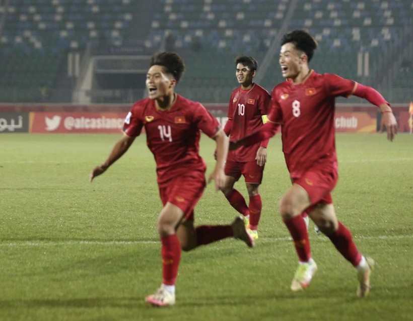 U20 Việt Nam sáng cửa vào tứ kết sau trận thắng Qatar.