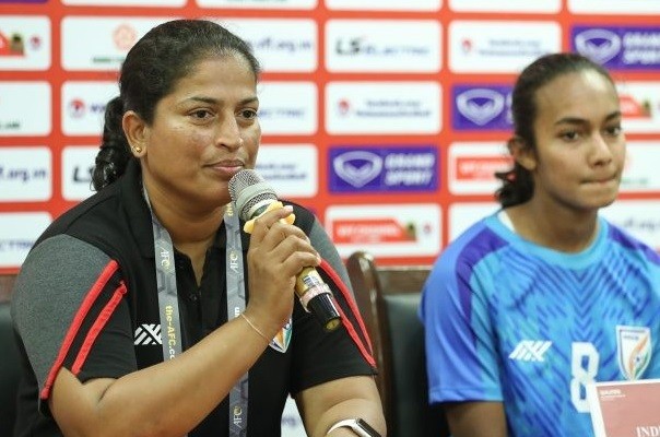 HLV U20 nữ Ấn Độ muốn đánh bại Việt Nam ở lượt trận cuối để giành vé đi tiếp.
