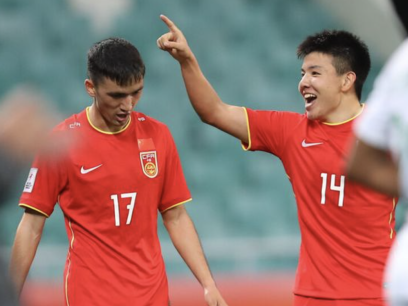 U20 Trung Quốc vào tứ kết U20 châu Á. sau trận thắng may mắn U20 Kyrgyzstan.