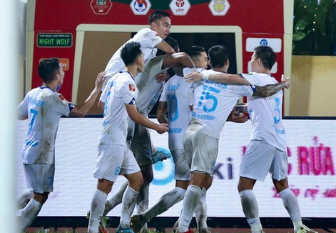 Nam Định FC thắng nghẹt thở Công an Hà Nội ở trận giao hữu trên sân Ninh Bình.