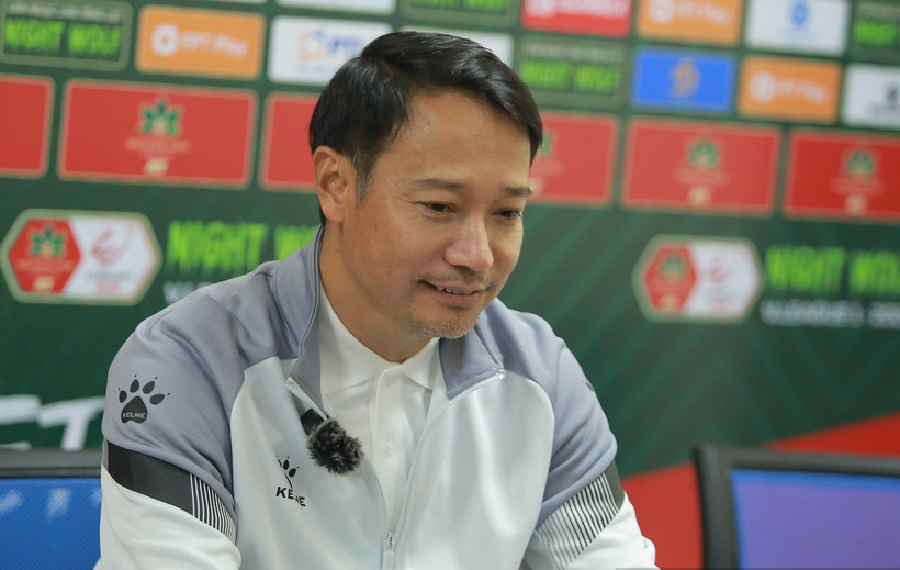 HLV Vũ Hồng Việt muốn làm mới Nam Định ở giai đoạn hai V.League.