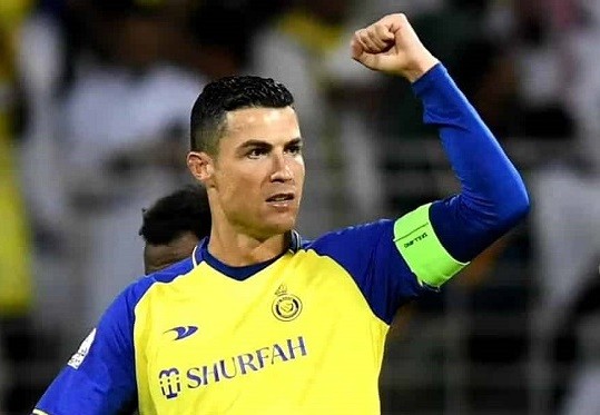 Ronaldo được trao Huân chương danh dự tại Bồ Đào Nha.