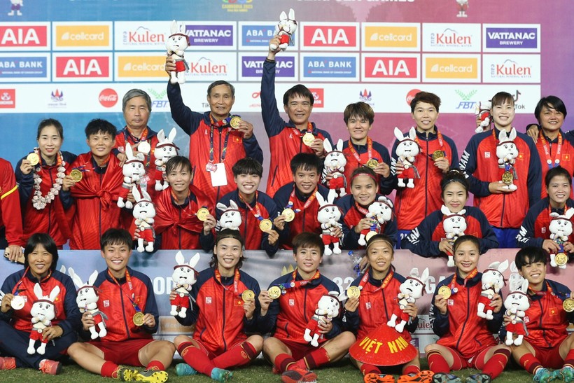 Tuyển nữ Việt Nam được thưởng tiền tỷ sau chiến tích vô địch SEA Games.