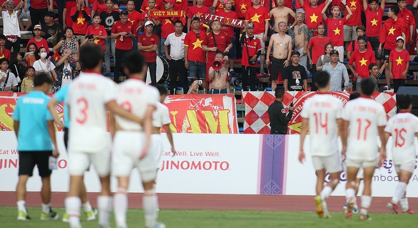 U22 Việt Nam trước Indonesia tại bán kết SEA Games 32 khiến báo chí Trung Quốc bất ngờ.