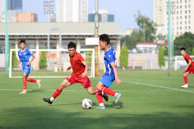 U17 Việt Nam để thua sốc trước CLB PVF trước thềm giải châu Á.
