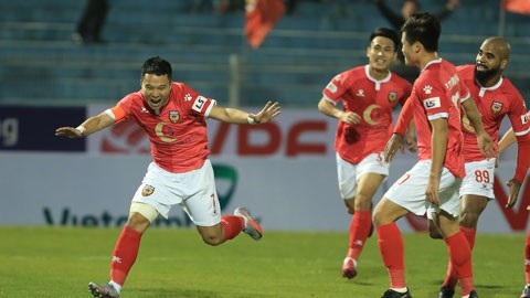 CLB Hà Tĩnh đã treo thưởng 1 tỷ đồng cho một trận thắng từ vòng 10 cho đến hết giai đoạn 1 V-League.