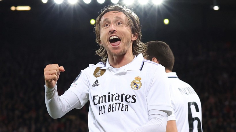 Luka Modric từ chối lời đề nghị 200 triệu euro từ Al Hilal.