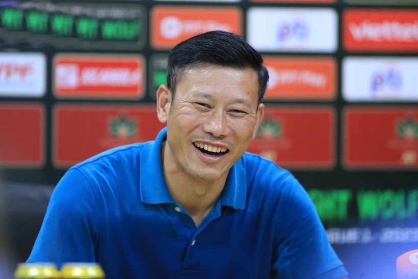 HLV Thạch Bảo hài lòng với chiến thắng của đội nhà trước Hà Nội FC.