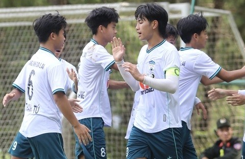 U15 Hoàng Anh Gia Lai bất ngờ để Quảng Ngãi cầm hòa ở U15 quốc gia.