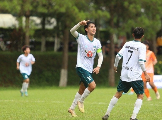 U15 Hoàng Anh Gia Lai thắng cách biệt U15 Bình Định.