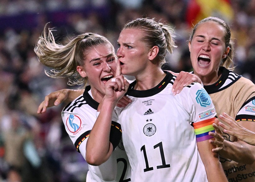 Tuyển nữ Đức bị loại sớm ở World Cup 2023 sau trận hòa Hàn Quốc.