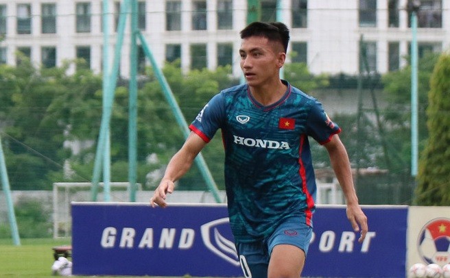 Tiền đạo Minh Quang lần đầu được triệu tập lên U23 Việt Nam.