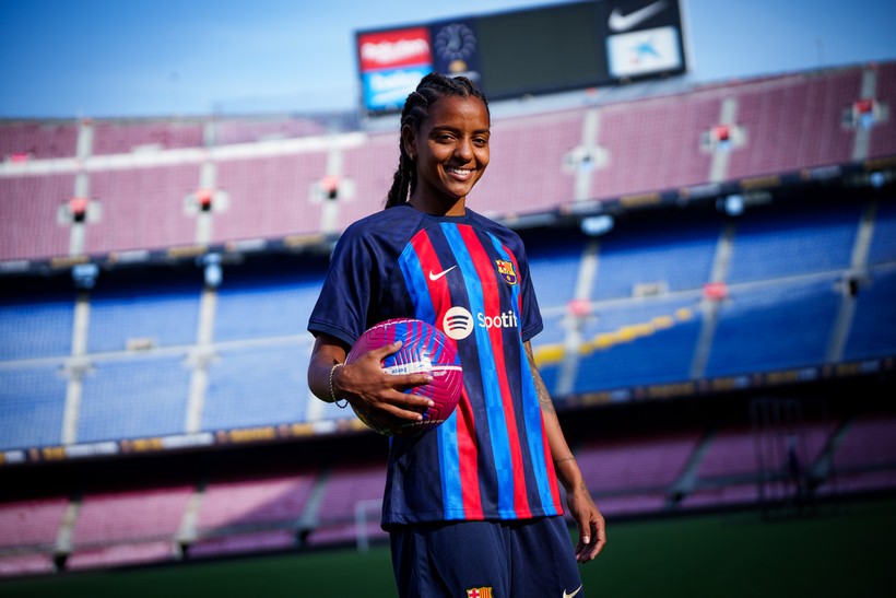 Tiền đạo Geyse của Barcelona gia nhập đội nữ Man United.