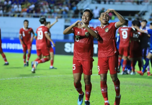 U23 Indonesia vào chung kết sau trận thắng cách biệt trước Thái Lan ở bán kết.