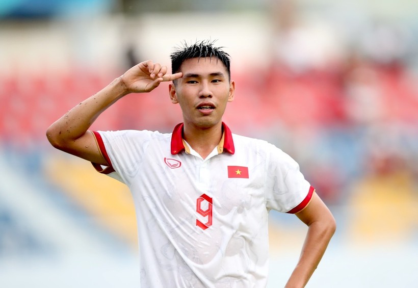 Đinh Xuân Tiến dẫn đầu danh sách Vua phá lưới U23 Đông Nam Á.