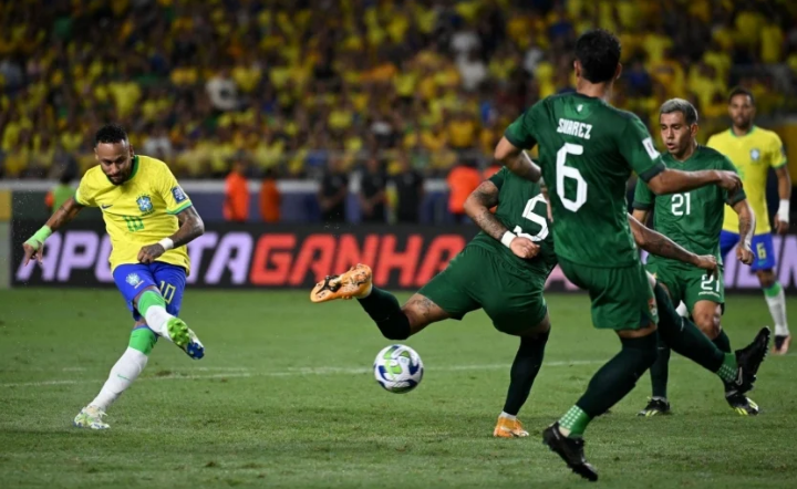 Neymar lập cú đúp giúp Brazil thắng lớn ở vòng loại World Cup 2026