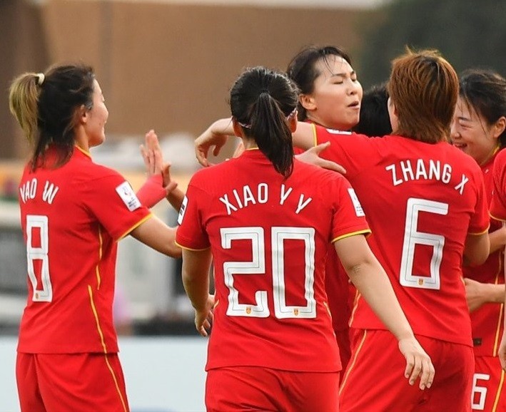 Tuyển nữ Trung Quốc lọt vào bán kết bóng đá nữ ASIAD 19.