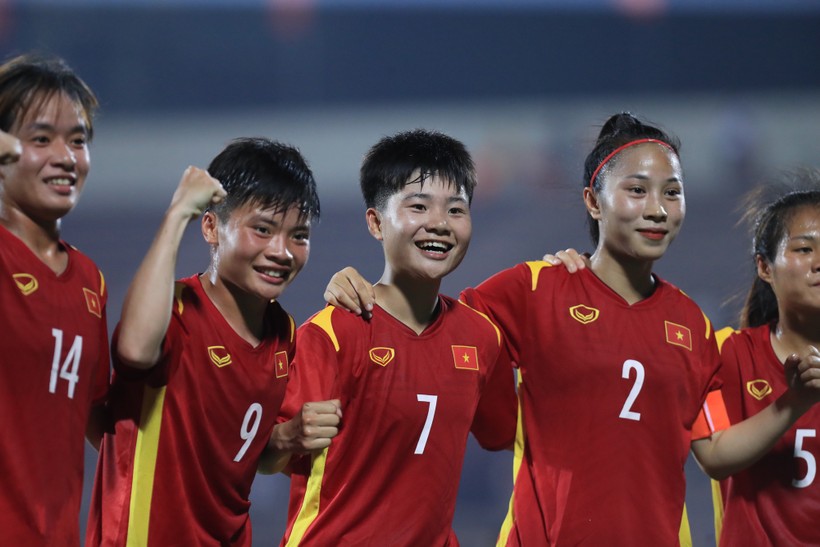 Bóng đá nữ trẻ Việt Nam có thêm cơ hội dự World Cup.