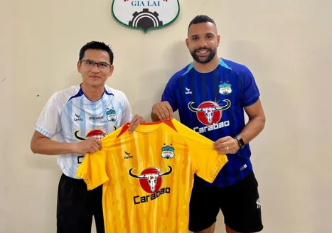 Trung vệ Jairo Rodrigues được kỳ vọng giúp Hoàng Anh Gia Lai vô địch V-League.