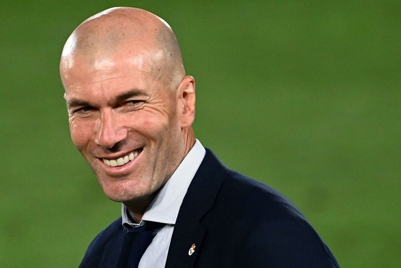 Huấn luyện viên Zidane không dẫn dắt Man United như đồn đoán.