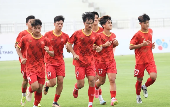 Nhiều cầu thủ Việt Nam sang Nhật Bản tập huấn trong thời gian tới.